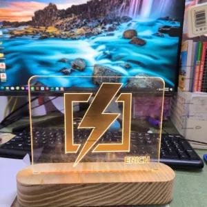 BẢNG ĐÈN LED - BẢNG ĐỂ BÀN - BẢNG MICA TRANG TRÍ KÈM ĐẾ GỖ KHẮC LASER HOẶC IN UV THEO YÊU CẦU - Lulu decor